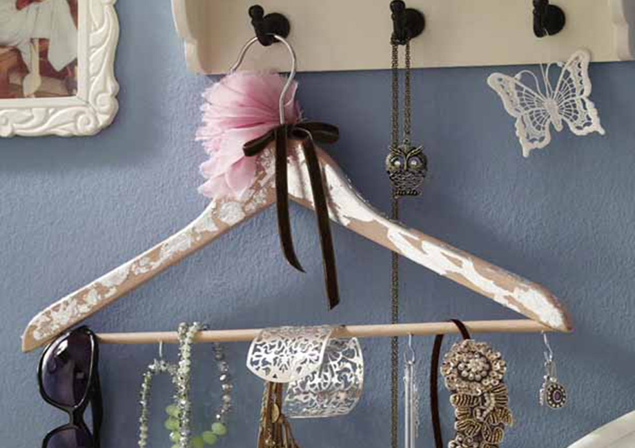 thehomeissue_hangers01