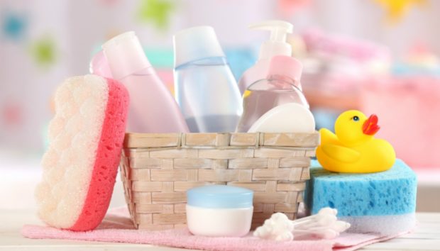 Baby Shampoo: 11 Πράγματα που Μπορείτε να Κάνετε με Λίγο από Αυτό