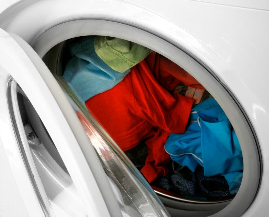 Καθαρίζοντας το πλυντήριό σας θα έχετε και πιο καθαρά ρούχα!
