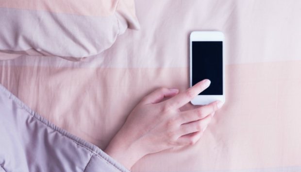 Τρομακτική Έρευνα: Γιατί δεν Πρέπει να Ασχολείστε με το Κινητό Αμέσως πριν τον Ύπνο