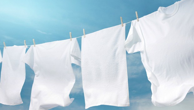 Φτιάξτε Μόνοι σας το Καλύτερο Καθαριστικό και Απολυμαντικό για τα Ρούχα σας