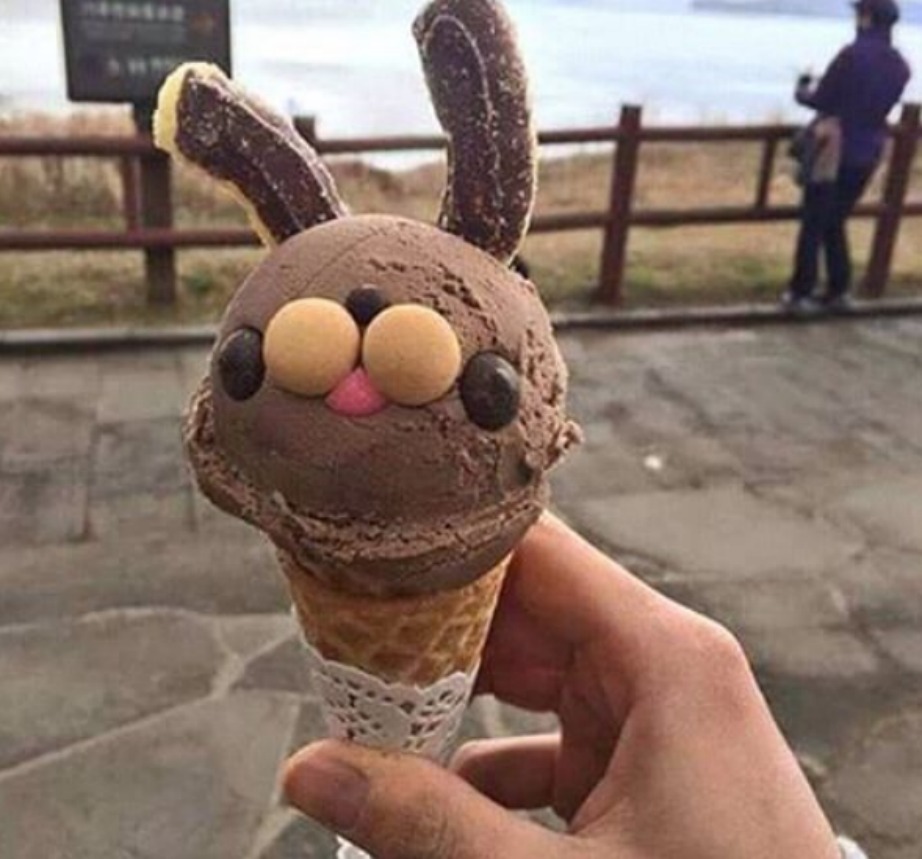 Αυτό είναι το πιο διάσημο παγωτό στο instagram αυτή τη στιγμή.