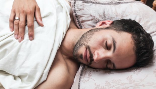 Έρευνα: Οι Άνδρες που Κοιμούνται Γυμνοί Κάνουν Καλύτερο ΄Υπνο
