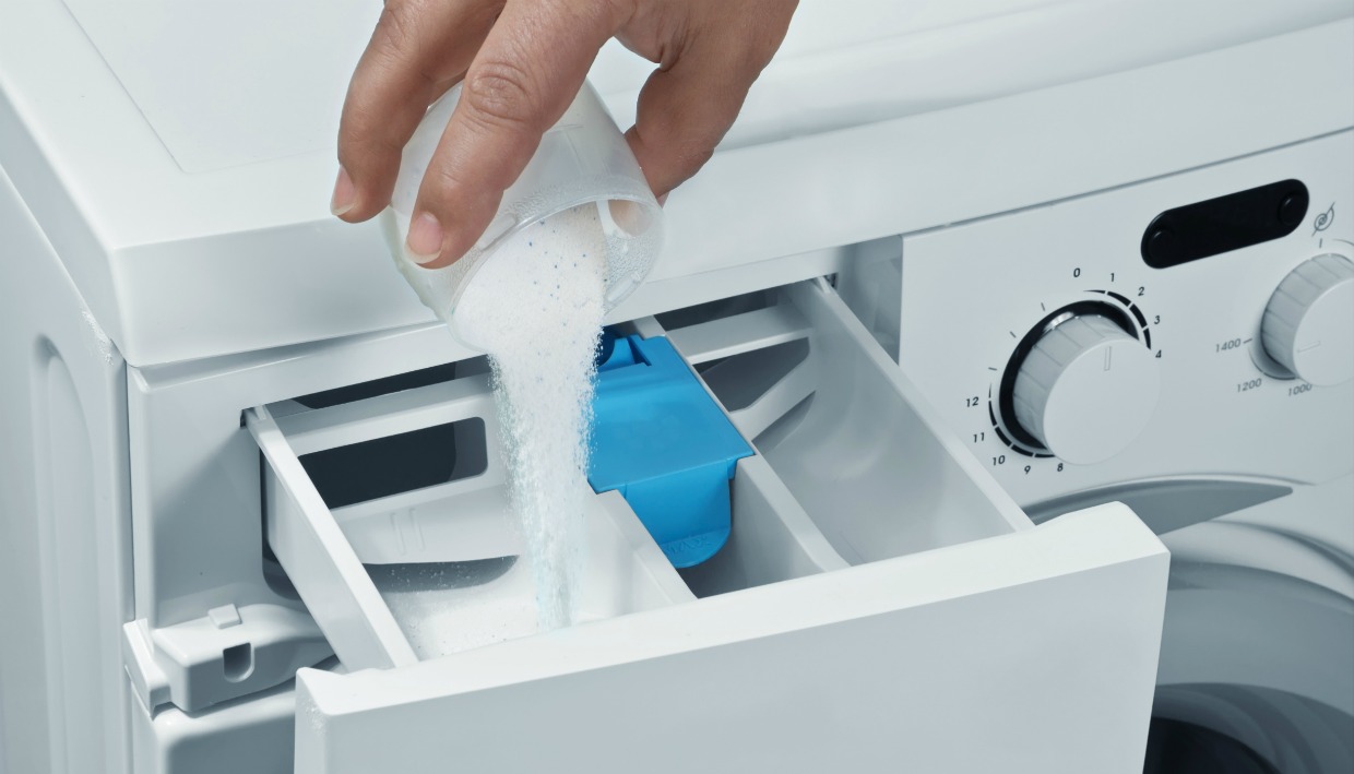 Ο Σίγουρος Τρόπος για να Καθαρίσετε το Συρτάρι Απορρυπαντικού του Πλυντηρίου! – …