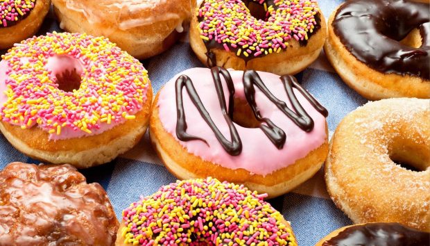 Αν Τρελαίνεστε για Donuts Δείτε πώς θα τα Φτιάξετε Μόνοι σας