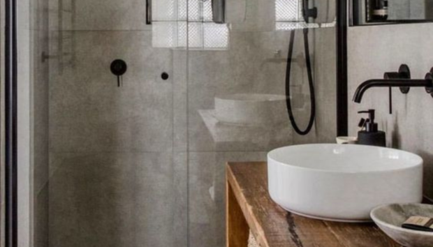 8 Ιδέες για να Ανανεώσετε Κάθε Μικρό Μπάνιο