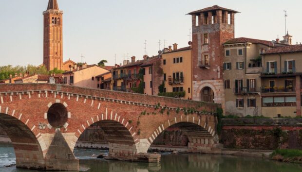 Ταξίδι στη Βερόνα: Η Ρομαντική Πόλη της Ιταλίας με τη Γοτθική Αρχιτεκτονική