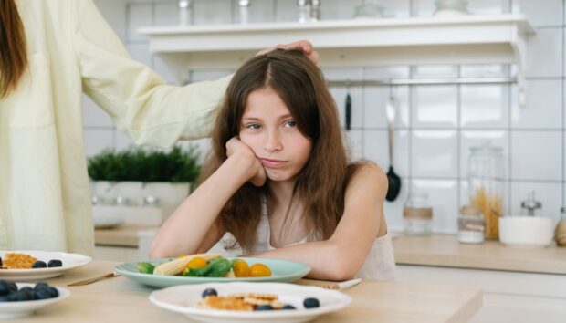 Σημάδια που Δείχνουν Διατροφικές Διαταραχές στα Παιδιά και τους Εφήβους