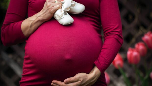 Στρες στην Εγκυμοσύνη: Πώς Επηρεάζει τον Ύπνο των Παιδιών
