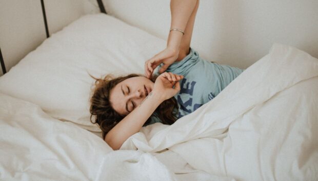 Οι Επιπτώσεις του Λιγοστού Ύπνου στη Γυναικεία Καρδιά