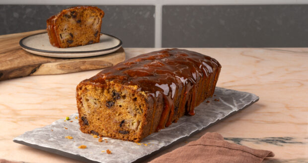 Banana Bread Kαραμέλα από τον Άκη Πετρετζίκη